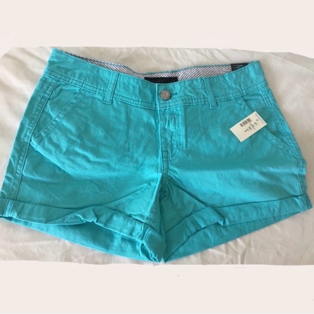 New Aeropostale Size 2 Blue Midi Shorts